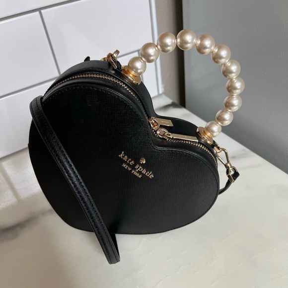 kate spade Handbags - Kate Spade Heart Bag